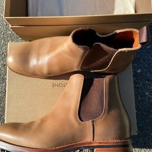 Grant Stone Chelsea boot. Men’s 8.5 (fits like a 9)